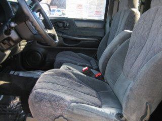 2001 GMC Sonoma SLS 2WD