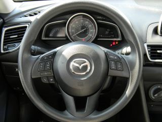 2014 Mazda Mazda3 i Sport