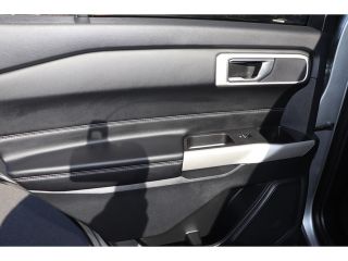 2022 Ford Explorer XLT RWD