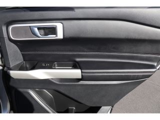 2022 Ford Explorer XLT RWD