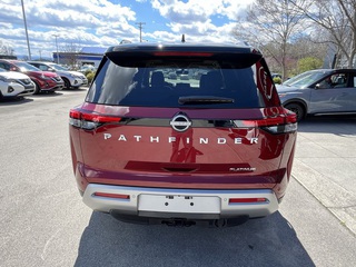 2022 Nissan Pathfinder Platinum 2WD