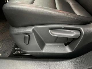 2012 Volkswagen Tiguan SE w/Sunroof Nav 2WD