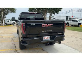 2024 GMC Sierra 2500HD AT4 4WD 159WB