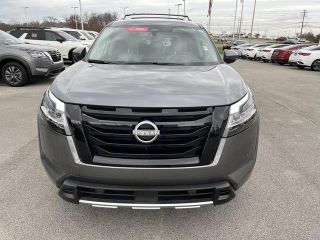2024 Nissan Pathfinder SL 4WD