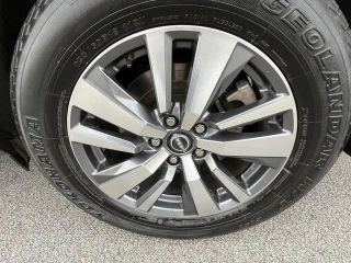 2024 Nissan Pathfinder SL 4WD
