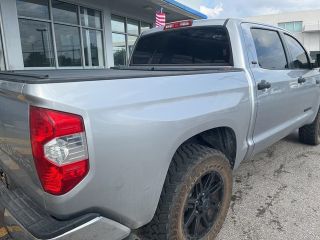 2018 Toyota Tundra 4WD 5.7L V8