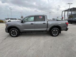 2024 Nissan Titan PRO-4X 4WD