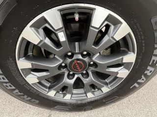 2024 Nissan Titan PRO-4X 4WD