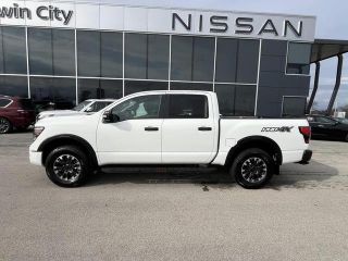 2024 Nissan Titan PRO-4X 4WD