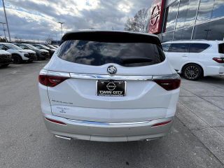 2023 Buick Enclave Essence FWD