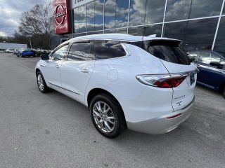 2023 Buick Enclave Essence FWD