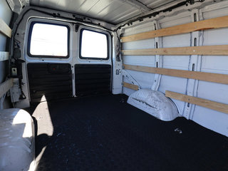 2022 GMC Savana 2500 135WB