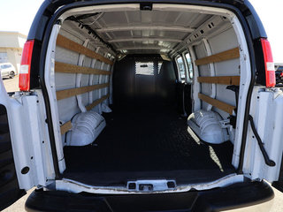 2022 GMC Savana 2500 135WB