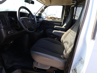 2022 GMC Savana 2500 135WB