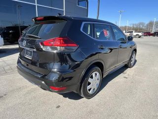 2017 Nissan Rogue S FWD