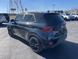 2020 Hyundai Venue SEL