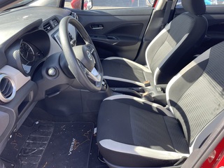 2022 Nissan Versa SV