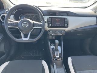 2022 Nissan Versa SV