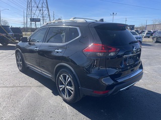 2017 Nissan Rogue SL FWD