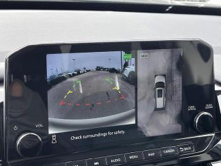 2022 Nissan Pathfinder SL 4WD