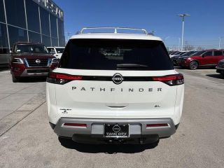 2024 Nissan Pathfinder SL 2WD