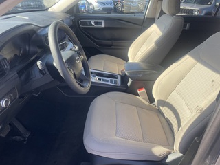 2022 Ford Explorer Base RWD