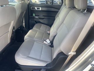2022 Ford Explorer Base RWD