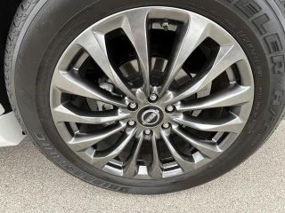 2024 Nissan Armada Platinum 4WD