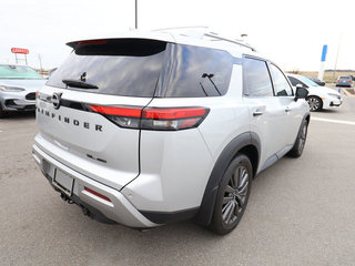 2023 Nissan Pathfinder SL 4WD
