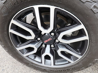 2021 GMC Yukon XL AT4 4WD