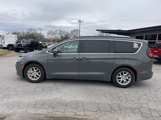 2022 Chrysler Pacifica Touring L FWD