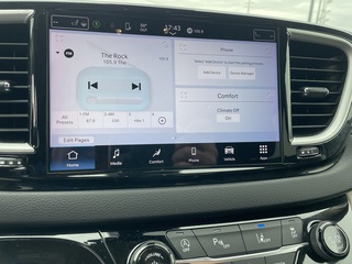 2022 Chrysler Pacifica Touring L FWD