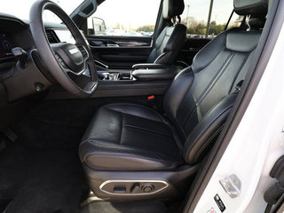 2022 Jeep Wagoneer Series III 4WD