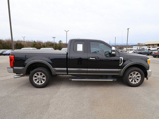 2017 Ford F-250 Lariat 2WD 8ft Box
