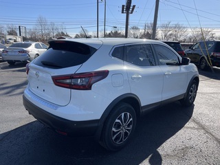 2020 Nissan Rogue Sport S FWD