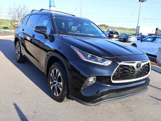 2021 Toyota Highlander XLE FWD