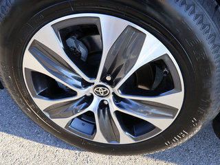 2021 Toyota Highlander XLE FWD