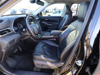 2021 Toyota Highlander XLE FWD