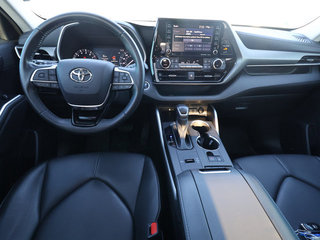 2021 Toyota Highlander XLE FWD