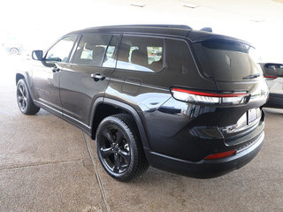 2022 Jeep Grand Cherokee Altitude 4WD L