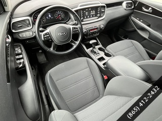 2020 Kia Sorento S V6 FWD