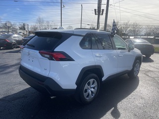 2020 Toyota RAV4 LE FWD