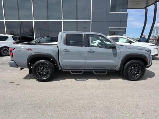 2024 Nissan Frontier PRO-4X 4WD