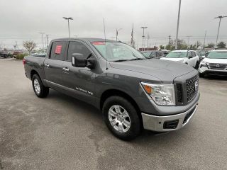 2019 Nissan Titan SV 4WD