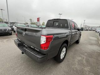 2019 Nissan Titan SV 4WD