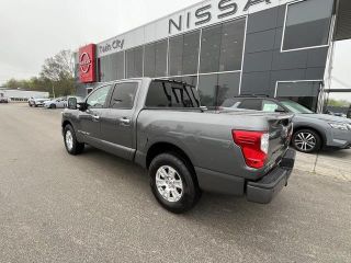 2019 Nissan Titan SV 4WD