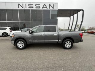 2019 Nissan Titan SV 4WD