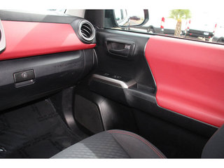 2022 Toyota Tacoma SR5 4WD 5ft Bed