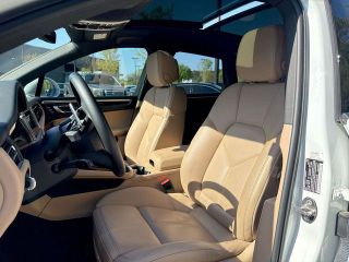 2022 Porsche Macan Base