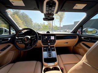 2022 Porsche Macan Base